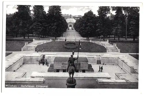 AK, München, Gefallenen-Ehrenmal, um 1940