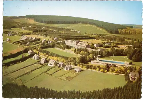 AK, Winterberg Hochsauerland, Kurhaus mit Schwimmbad und Wochenendhäusern, 1959