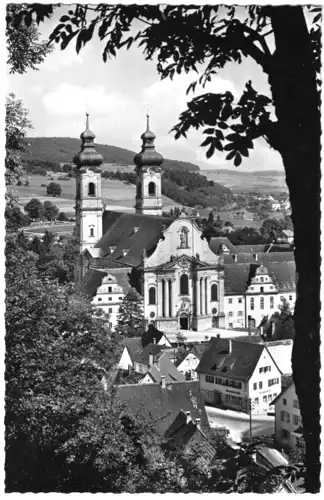 AK, Zwiefalten Württ., Teilansicht mit Münsterkirche, um 1960