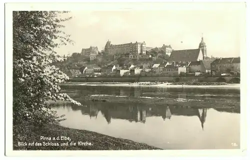 AK, Pirna Elbe, Schloß und Kirche, um 1940