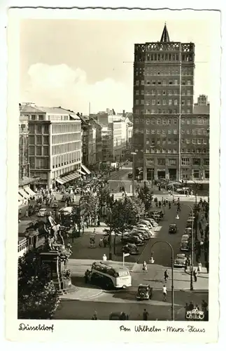AK, Düsseldorf, Partie am Wilhelm-Marx-Haus, belebt,  um 1953