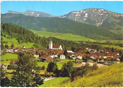 AK, Oberstaufen Allgäu, Ansicht mit Rindalphorn und Hochgrat, um 1973