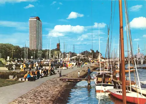 AK, Ostseeheilbad Travemünde, Partie an der Strandpromenade, Version 1, um 1980