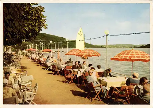 AK, Essen - Baldeney, Seeterrasse Schloß Baldeney, belebt, 1957