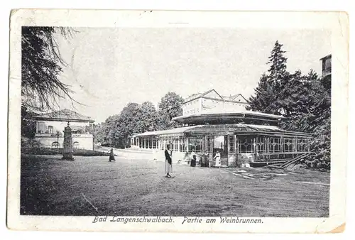 AK, Bad Schwalbach, Langenschwalbach, Partie am Weinbrunnen, belebt, 1920