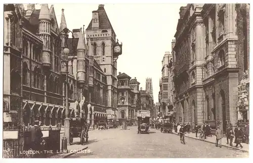 AK, London, The Low Courts, Straßenpartie, belebt, 1920er