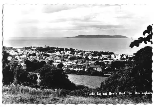 AK, Dublin, Ireland, Dublin Bay and Howth Head from Dun Laoghaire, um 1960