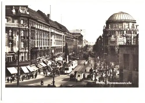 AK, Berlin Kreuzberg, Stresemannstr., belebt, um 1930, um 1993