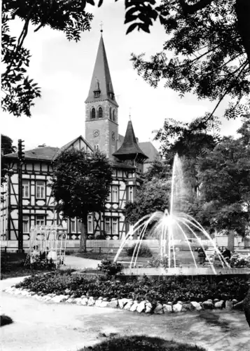 AK, Brotterode Thür. Wald, Platz der Jugend mit Springbrunnen, 1977