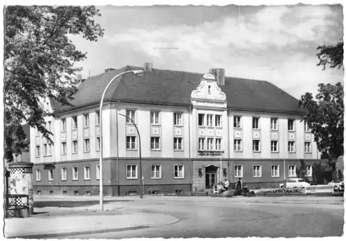 AK, Neubrandenburg, Blick zum Haus des Handwerks, 1962