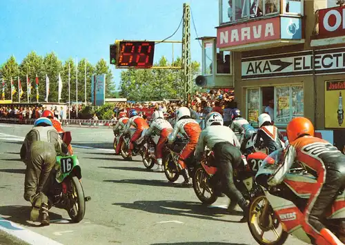 AK, Schleiz, Schleizer Dreieck Rennen, Motorräder kurz vor dem Start, 1987