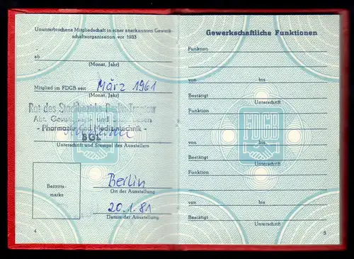 FDGB-Ausweis, mit vielen Beitrags- und Spendenmarken, 1981-1990