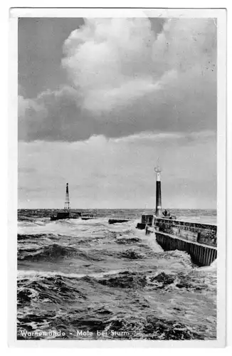 AK, Rostock Warnemünde, Mole bei Sturm, 1956