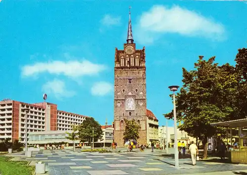 AK, Rostock, Blick zum Kröpeliner Tor, 1981