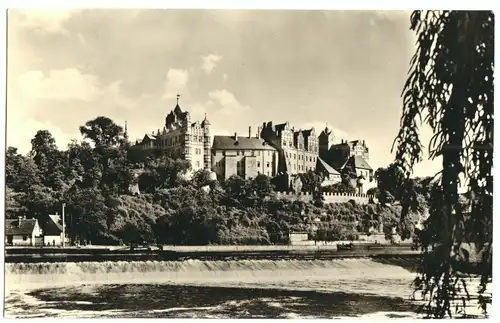 AK, Bernburg Saale, Schloß, Blick vom Rosenhag, 1958