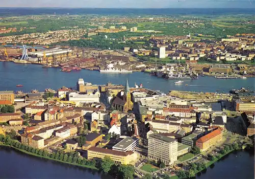AK, Kiel, Innenstadt mit Blick auf Werften und Ostufer, 1991