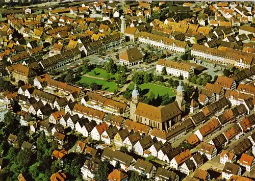 AK, Freudenstadt im Schwarzwald, Luftbild des Stadtzentrums, um 1978
