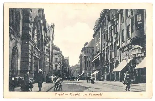 AK, Crefeld, Krefeld, Friedrich- und Hochstr., belebt, 1917