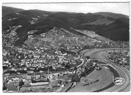 AK, Gengenbach Schwarzwald, Luftbild mit Eisenbahnlinie, Version 2, 1954