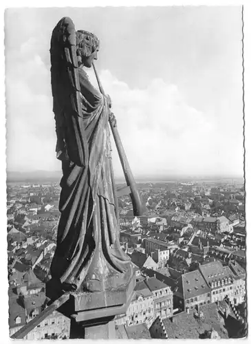 AK, Freiburg im Breisgau, Posaunenfigur am Turm des Münsters, um 1965