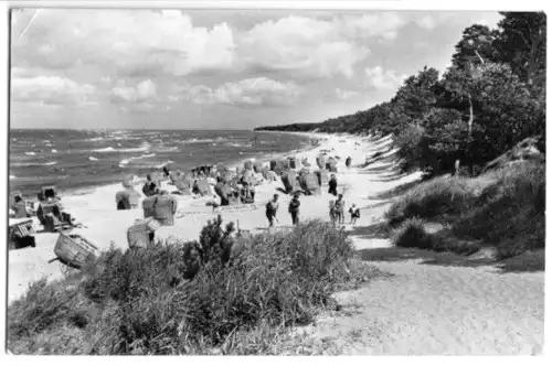 AK, Ostseebad Lubmin Kr. Greifswald, Strandpartie, belebt, 1958