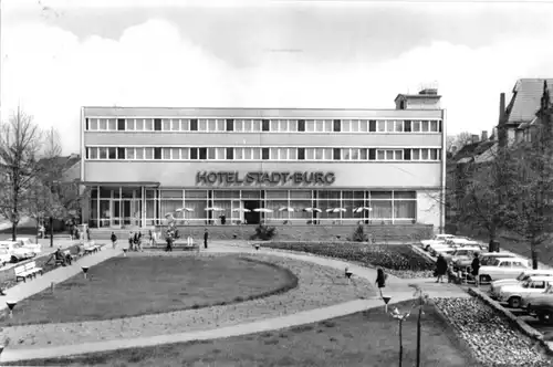 AK, Burg Bez. Magdeburg, Blick über die Anlagen zum Hotel "Stadt Burg", 1974