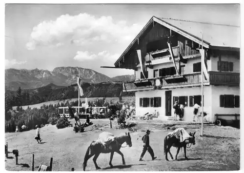 AK, Bad Tölz, Blomberghaus mit Benediktenwandgruppe, 1967