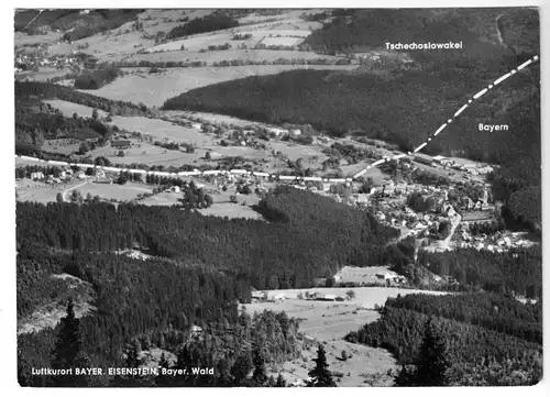 AK, Bayer. Eisenstein, Totalansicht mit Markierung der Grenze, um 1970