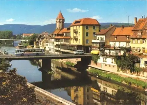 AK, Wertheim Tauber, Teilansicht, Brücke über die Tauber, Bus, um 1985
