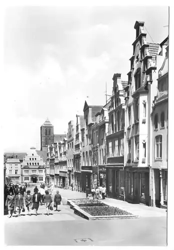 AK, Wismar, Fußgängerbereich der Krämerstr., belebt, 1980