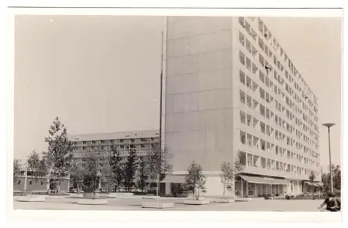 Foto im Format 14 x 9 cm, Berlin Tiergarten, Hansa-Viertel, Schwedenhaus, 1958