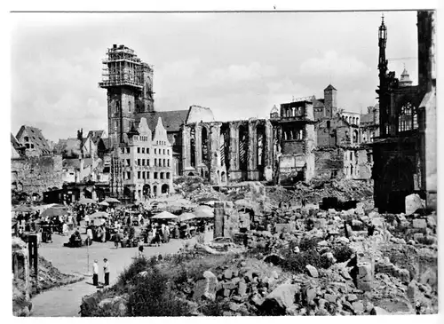 AK, Nürnberg, Blick auf den Hauptmarkt um 1945, 1962