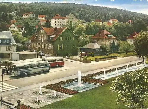 AK, Bad König, Wasserspiele i.d. Bahnhofsanlagen, 1969