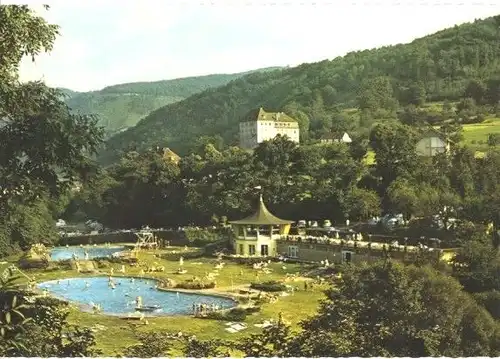 AK, Heimbach Eifel, Schwimmbad, belebt, 1973