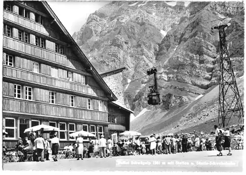 AK, Schwägalp, SG, Bahnhofsbuffet der Säntischwebebahn, belebt, um 1960