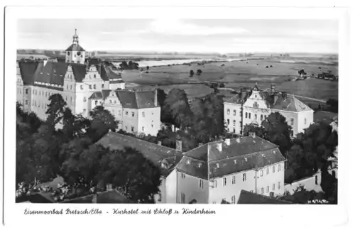 AK, Pretzsch Elbe, Kurhotel mit Schloß und Kinderheim, 1956