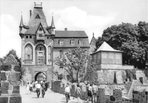 AK, Meißen, Blick von der Schloßbrücke zum Burgtor, 1969