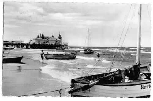 AK, Seebad Ahlbeck Usedom, Teilansicht m. Strandcafé