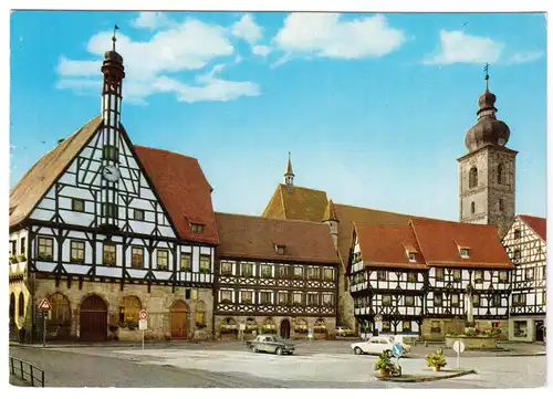 AK, Forchheim Ofr., Marktplatz mit Rathaus und St. Marinskirche, 1986