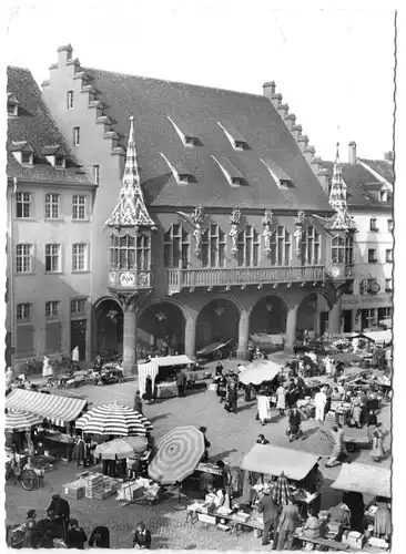 AK, Freiburg Br., Am hist. Kaufhaus, Markttreiben, 1954