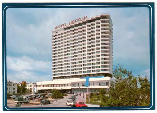 AK, Rostock-Warnemünde, Hotel Neptun, um 1991
