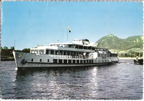 AK, Königswinter, Rheindampfer "Berlin" mit Blick auf Drachenfels, um 1961