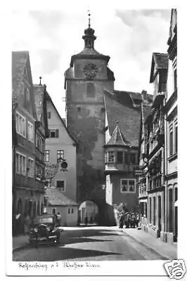 AK, Rothenburg o.d. T., Straßenpartie und Weißer Turm