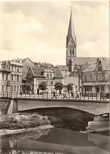 AK, Staßfurt, Bodebrücke mit Blick zur Marienkirche, 1967