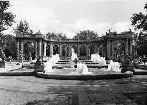 AK, Berlin Friedrichshain, Partie am Märchenbrunnen, 1965