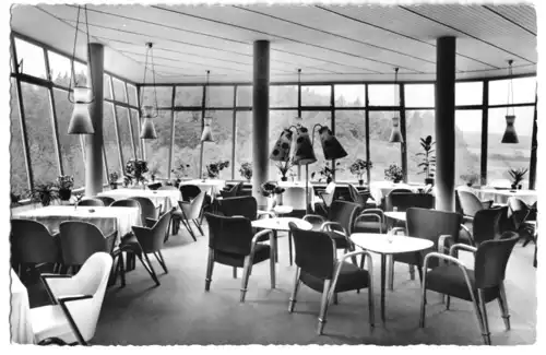 AK, Bad Driburg, Wald-Café Falkenhöhe, Gastraum, um 1962