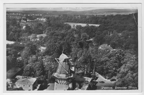 AK,  Potsdam, Areal hinter der Historischen Mühle, Luftbildansicht, um 1936