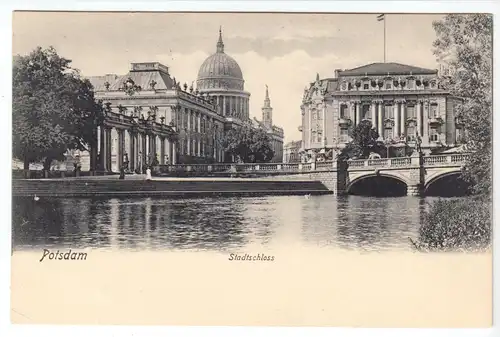 AK,  Potsdam, Stadtschloß und Nikolaikirche, Hotel, um 1904