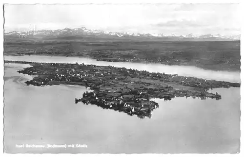 AK, Bodensee, Insel Reichenau, Luftbildansicht, um 1956