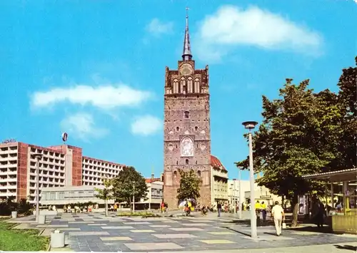 AK, Rostock, Partie am Kröpeliner Tor, belebt, 1981